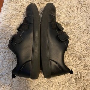 Stride Rite Boys black Dress Shoes. Size 12